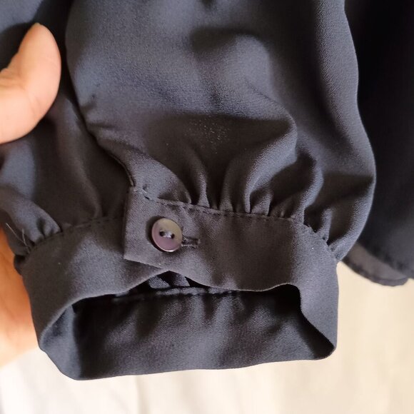 violet + Claire Navy Blue Crochet Detail Tunic Blouse L Women’s Top - Picture 6 of 6